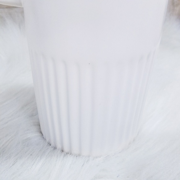 NWT Rae Dunn POUR Pitcher LL New Design - Picture 7 of 8